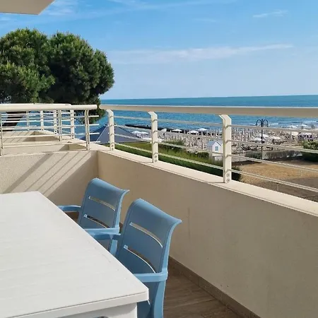 Apartment Sea View With Swimming Pool *