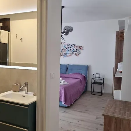 Apartament Sea View With Swimming Pool