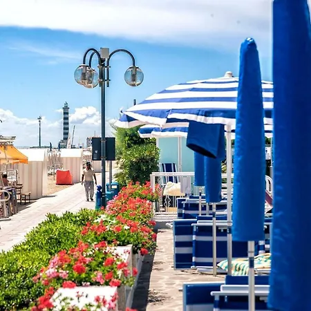 Apartment Sea View With Swimming Pool *