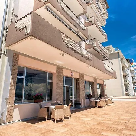 Sea View With Swimming Pool Lido di Jesolo